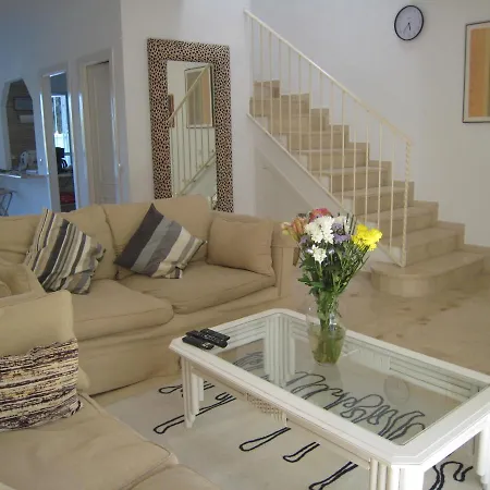 Beautiful Townhouse Internet Air Con 5 Guests Vakantiehuis Estepona