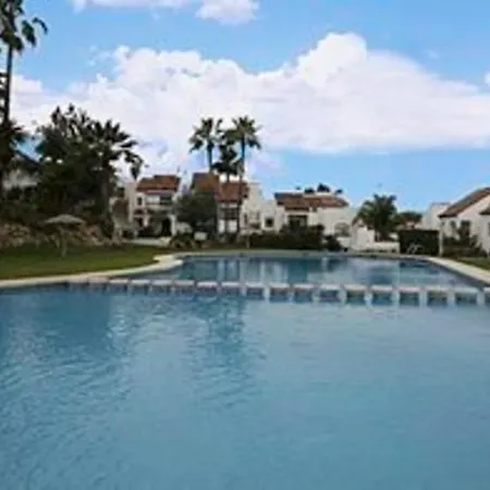 Beautiful Townhouse Internet Air Con 5 Guests Vakantiehuis