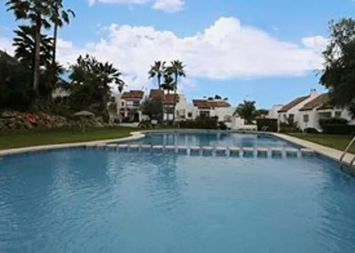 Beautiful Townhouse Internet Air Con 5 Guests בית נופש