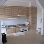 Beautiful Townhouse Internet Air Con 5 Guests Holiday home *