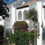 Holiday home Beautiful Townhouse Internet Air Con 5 Guests