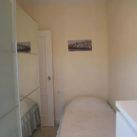 Beautiful Townhouse Internet Air Con 5 Guests